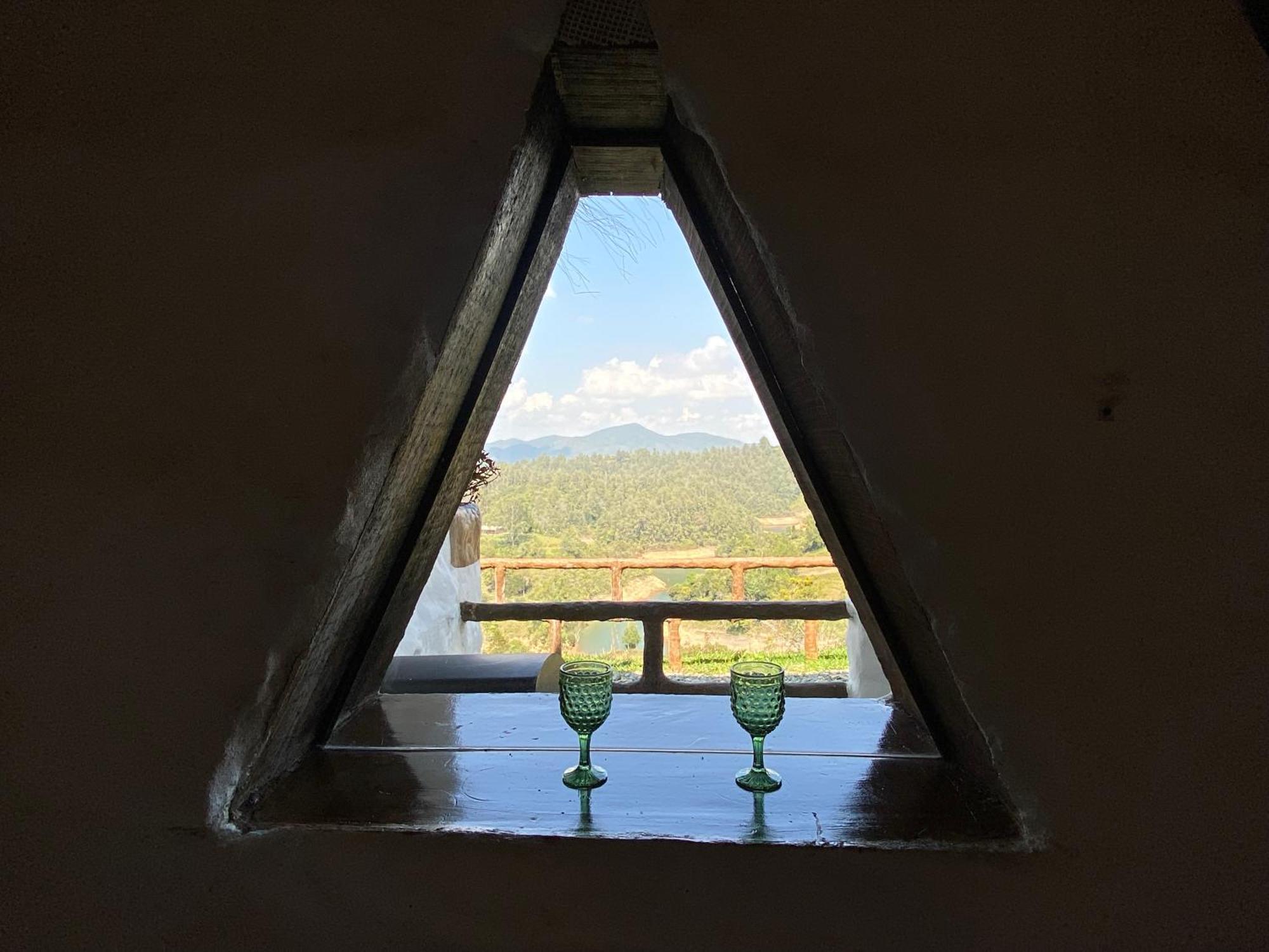 Hobbit Hotel Ecolodge- Guatapé Εξωτερικό φωτογραφία
