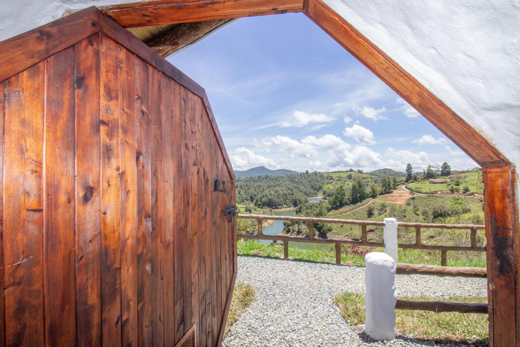 Hobbit Hotel Ecolodge- Guatapé Εξωτερικό φωτογραφία